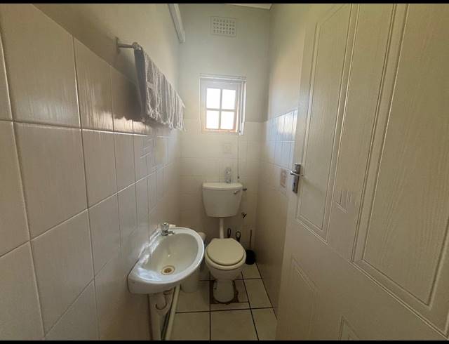 166M² OFFICE TO LET IN BO OAKDALE